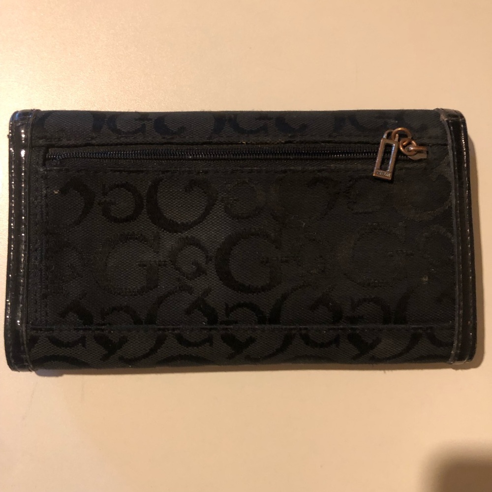 Guess Wallet - Picture 3 of 5